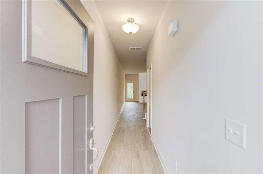 Spacious, unfurnished interior of a new home in , Lula (Image 10).