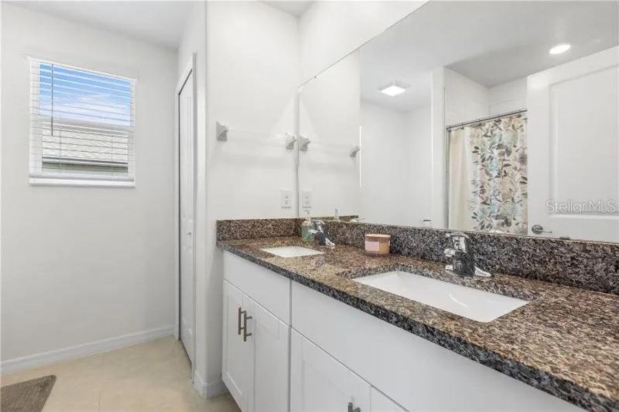 Furnished interior view inside a new home in , Zephyrhills (Image 9). Furnished interior view inside a new home in , Zephyrhills (Image 9).