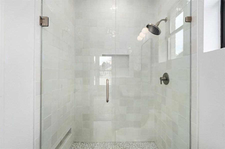 Close-up of interior finishes inside a home in , Glenn Heights (Image 11).