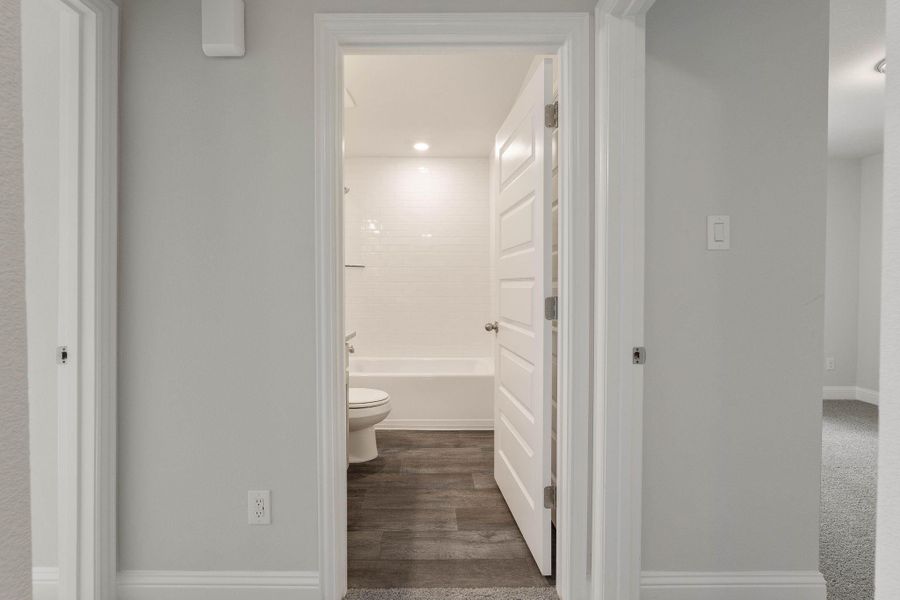 Image 29 of a home in Grand Oaks Reserve.