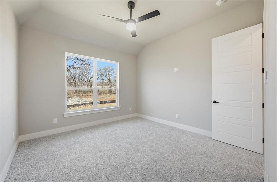 Spacious, unfurnished interior of a new home in Escondido Ranches, Poolville (Image 36).