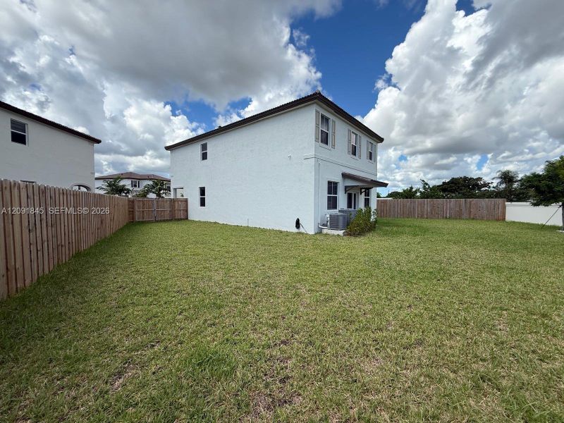 Exterior details and patio area of a home in , Homestead (Image 3).