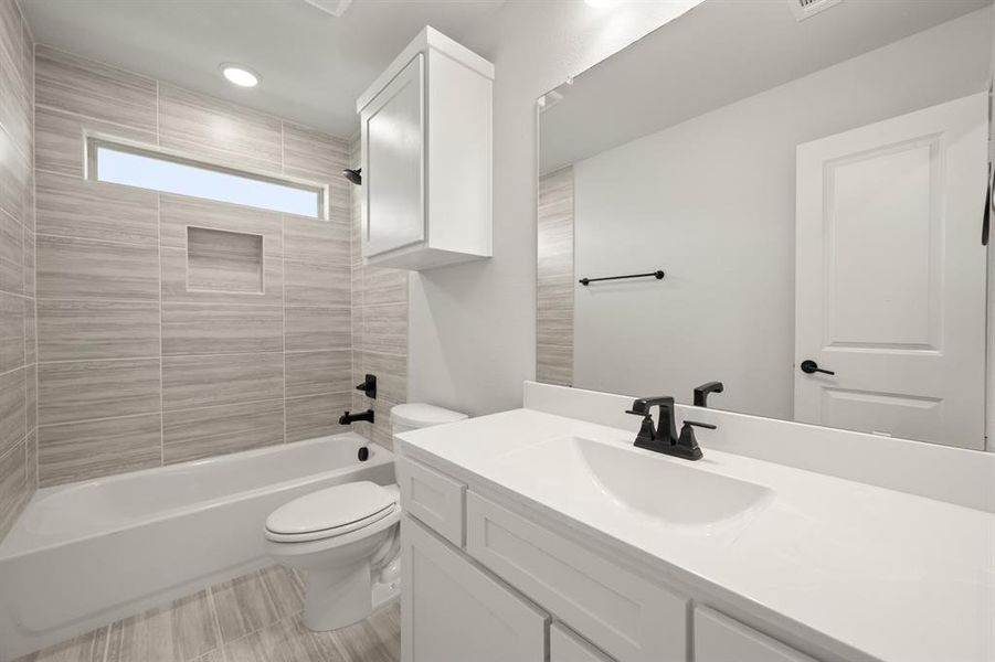 3706 Ironwood- Bathroom-1507 3706 Ironwood- Bathroom-1507