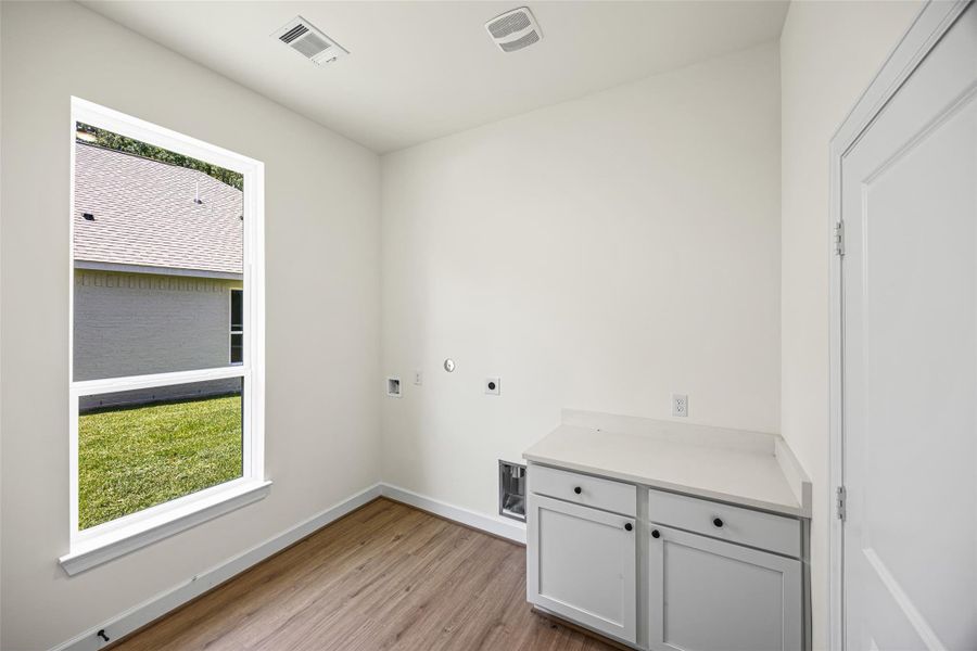 Image 23 of a home in .