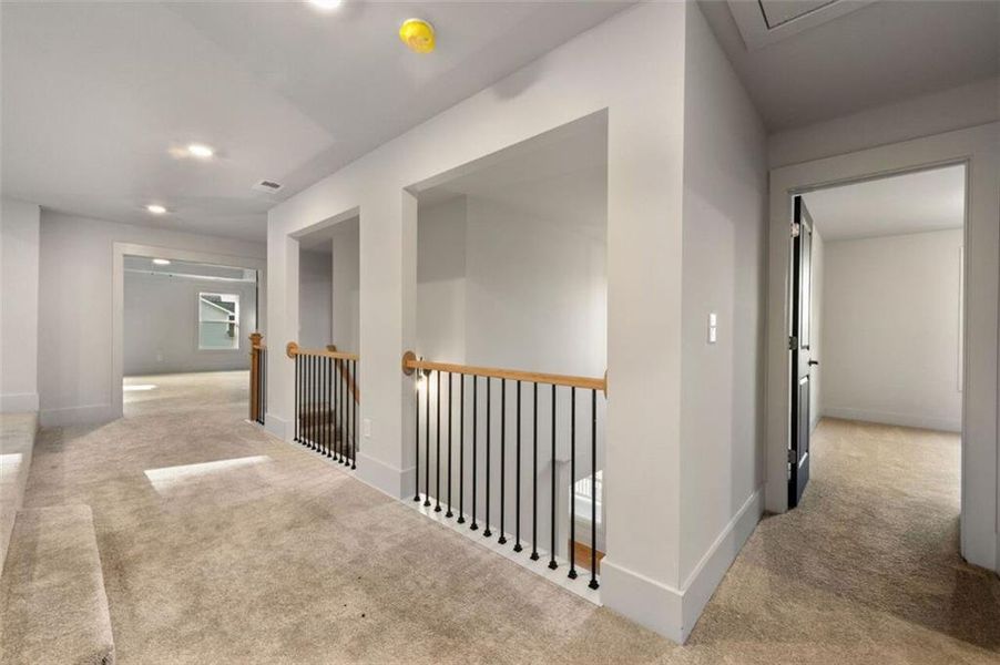 Spacious, unfurnished interior of a new home in Steeplechase, Hoschton (Image 30).