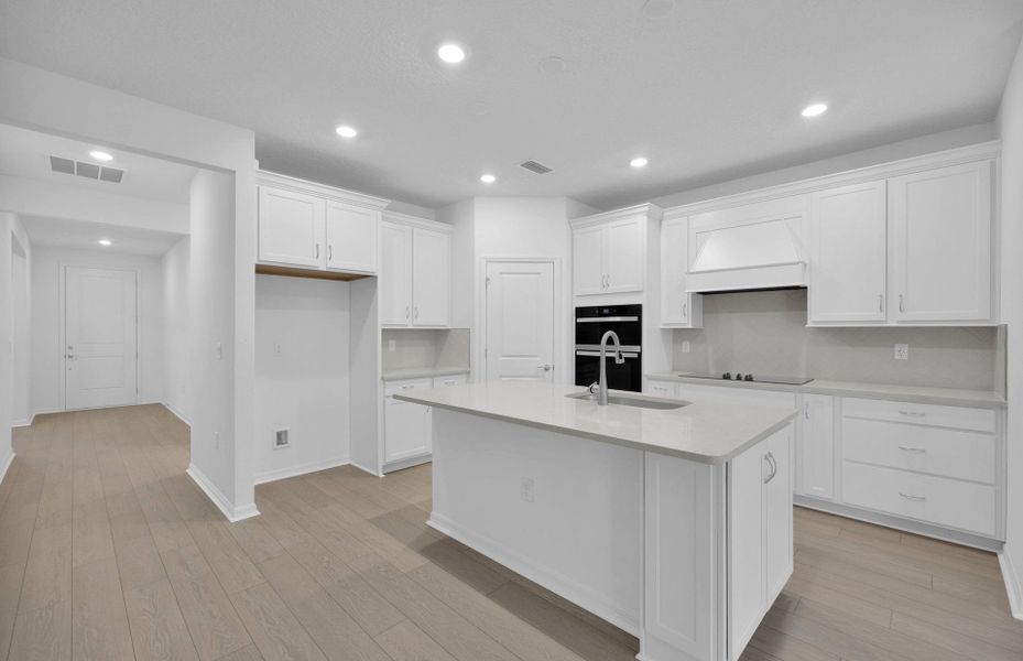 Furnished interior view inside a new home in Hyland Trail, Green Cove Springs (Image 10).