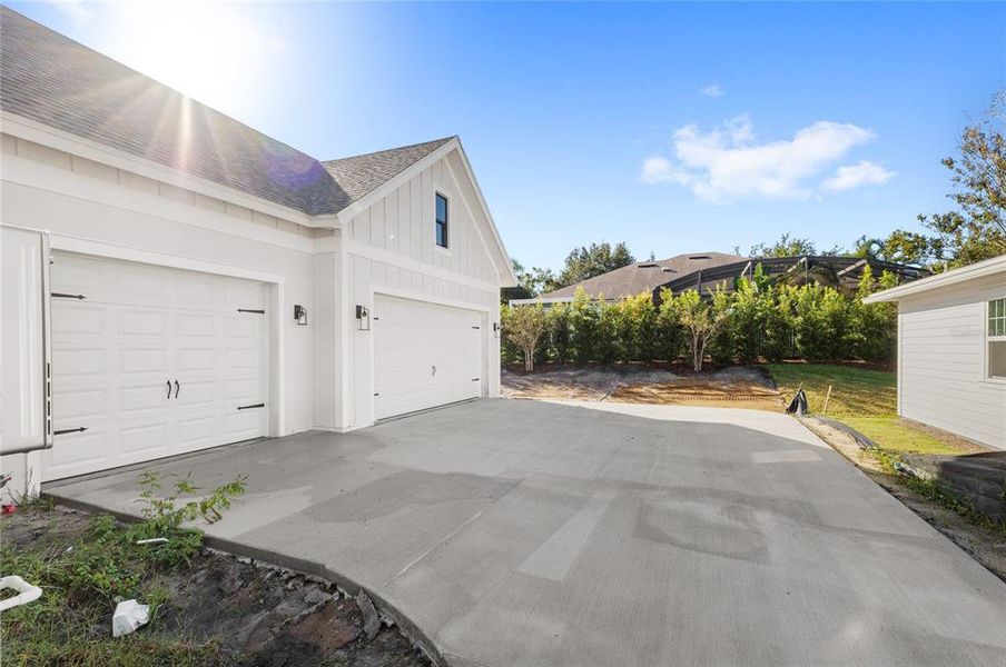 Image 48 of a home in Oakland Park. Image 48 of a home in Oakland Park.