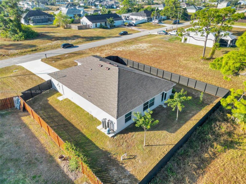 Image 30 of a home in . Image 30 of a home in .