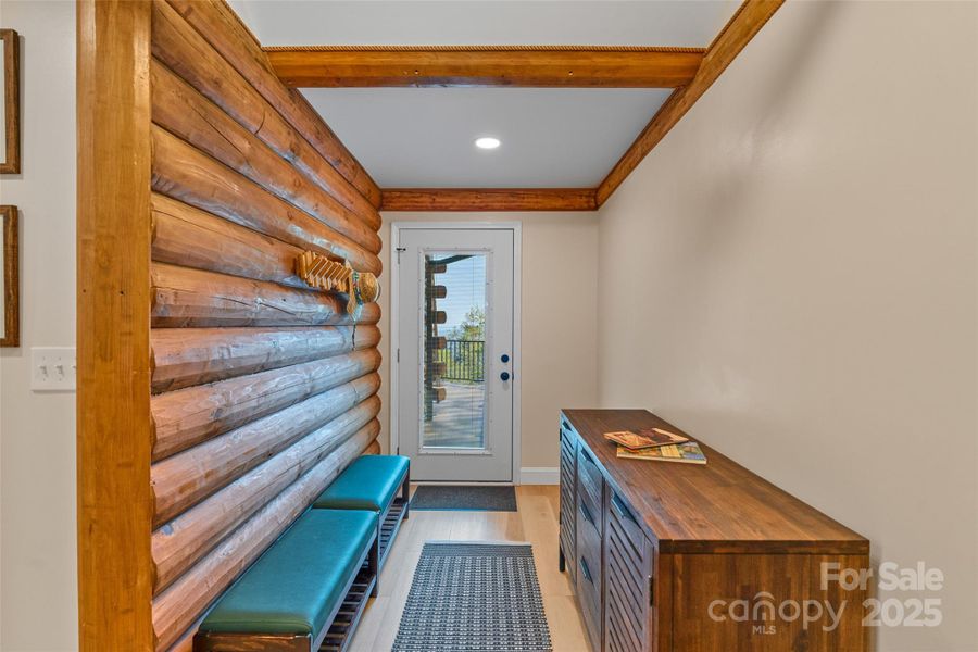 Image 33 of a home in .