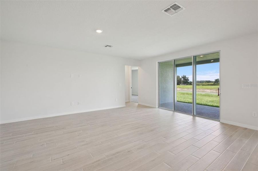 Spacious, unfurnished interior of a new home in Two Rivers - Signature Series, Zephyrhills (Image 24).