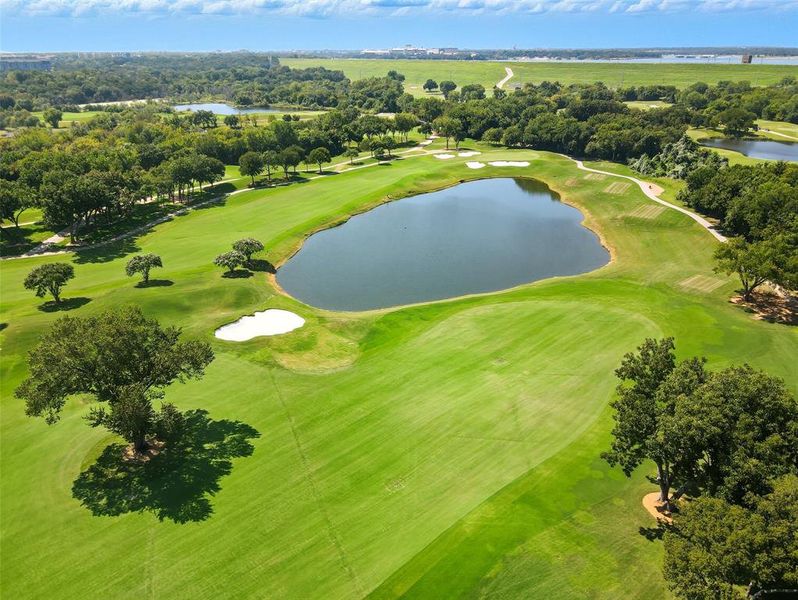 Image 34 of a home in .