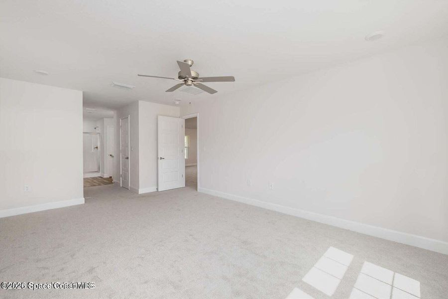Spacious, unfurnished interior of a new home in Palm Bay, Palm Bay (Image 10).