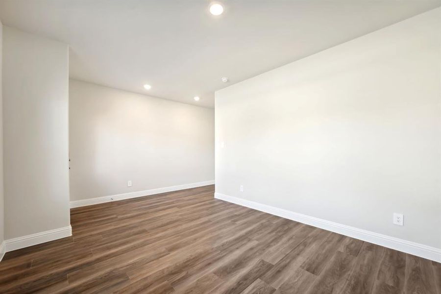 Photo is not of the actual home, but is an inspirational photo of builder’s model home and may depict options, furnishings, and/or decorator features that are not included.