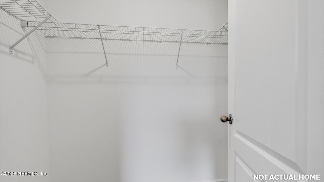 Spacious, unfurnished interior of a new home in Copes Landing, Jacksonville (Image 17).