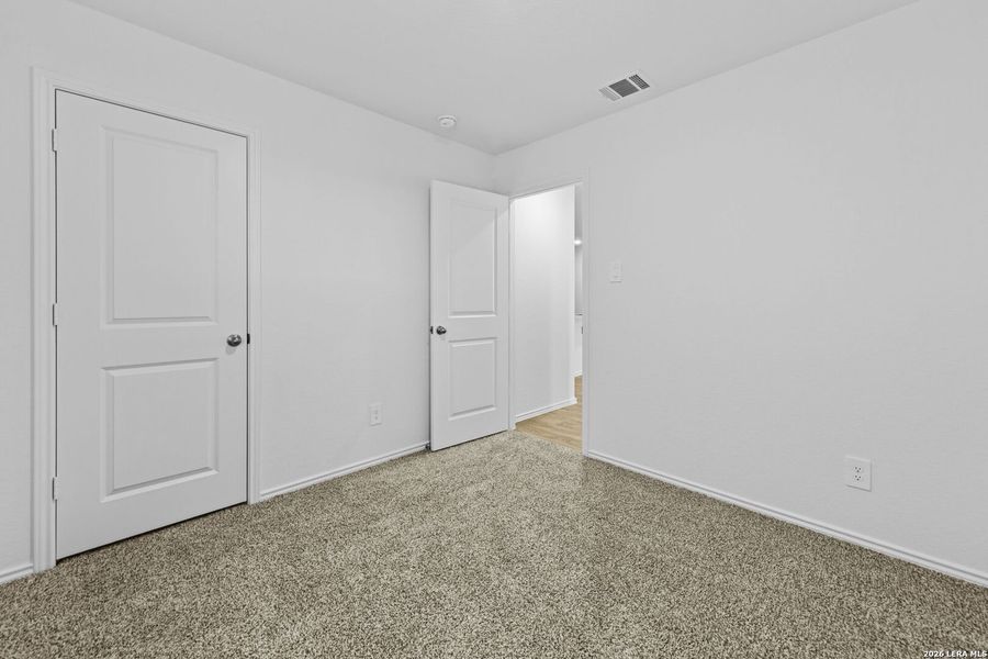 Spacious, unfurnished interior of a new home in Hickory Ridge, Elmendorf (Image 34).