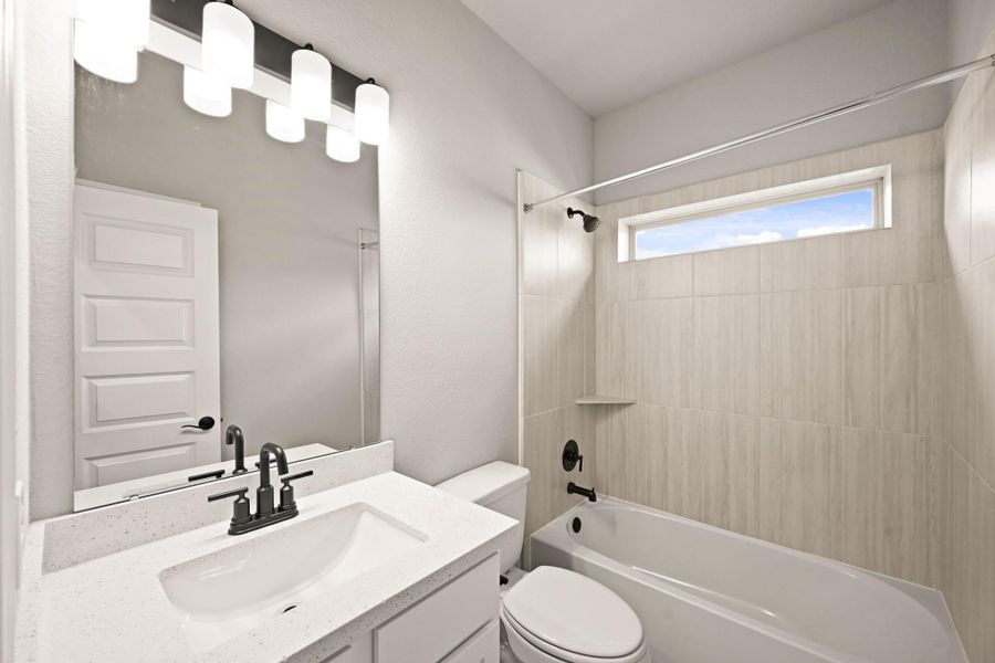 Furnished interior view inside a new home in Waterstone on Lake Conroe, Montgomery (Image 13). Furnished interior view inside a new home in Waterstone on Lake Conroe, Montgomery (Image 13).