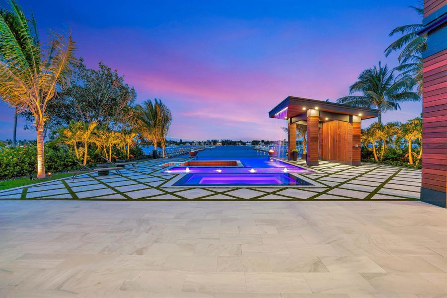 Community amenities in , Lantana (Image 87).