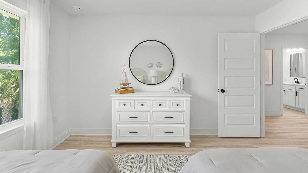 Furnished interior view inside a new home in Colonial East, Panama City Beach (Image 31).