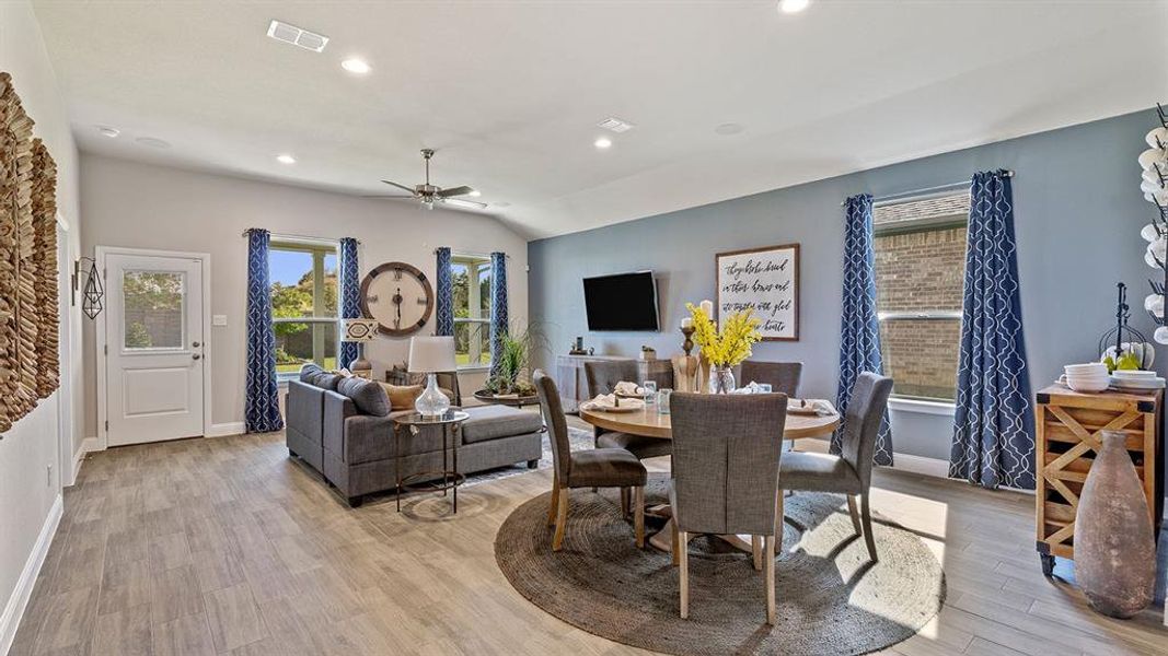 Furnished interior view inside a new home in Eagle Creek, Denton (Image 11).