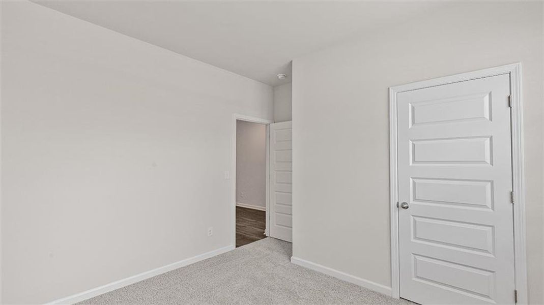 Spacious, unfurnished interior of a new home in Teamon Pointe, Griffin (Image 22).