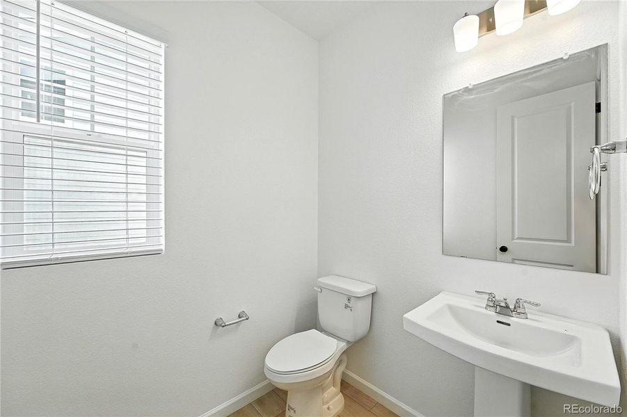 39712 Penn Road ~ Ready Now!