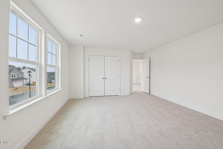 35-web-or-mls-Winding Crk Dr-S0502-035