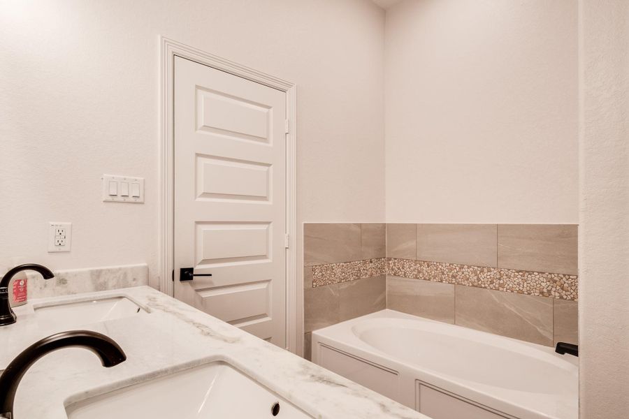 Image 38 of a home in .