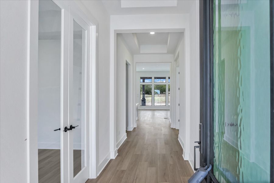 Representative unfurnished interior of a home built from the Bandera II by Giddens Homes in Whispering Wind, Bertram (Image 21).