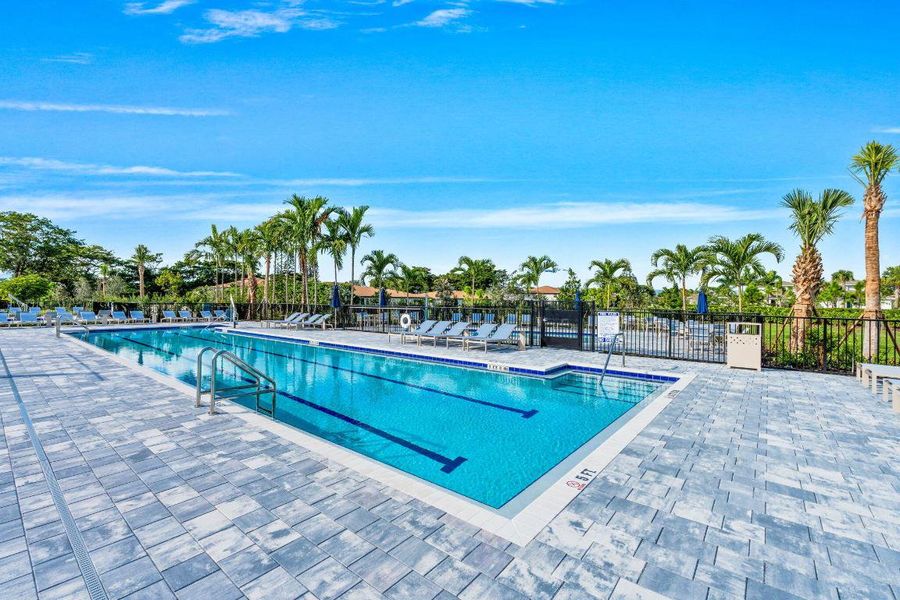 65-web-or-mls-52-print-50-print-A7402136