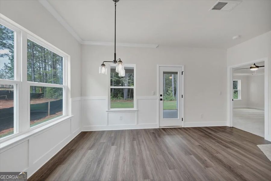 Spacious, unfurnished interior of a new home in Canterbury Villas, Carrollton (Image 21).