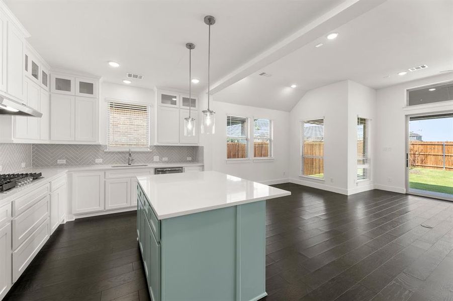 Furnished interior view inside a new home in Brookfield, Melissa (Image 6). Furnished interior view inside a new home in Brookfield, Melissa (Image 6).