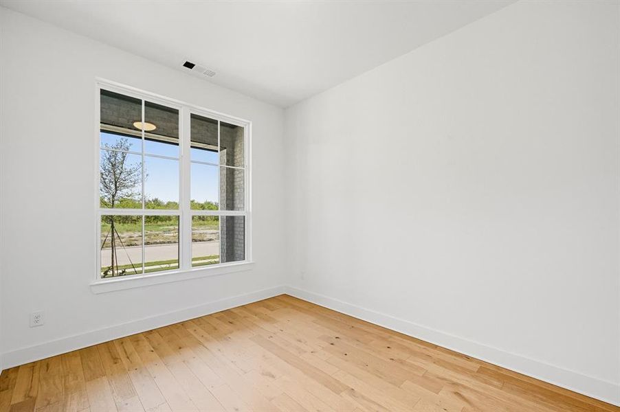 Spacious, unfurnished interior of a new home in Sonoma Verde: 70ft. lots, McLendon-Chisholm (Image 18). Spacious, unfurnished interior of a new home in Sonoma Verde: 70ft. lots, McLendon-Chisholm (Image 18).