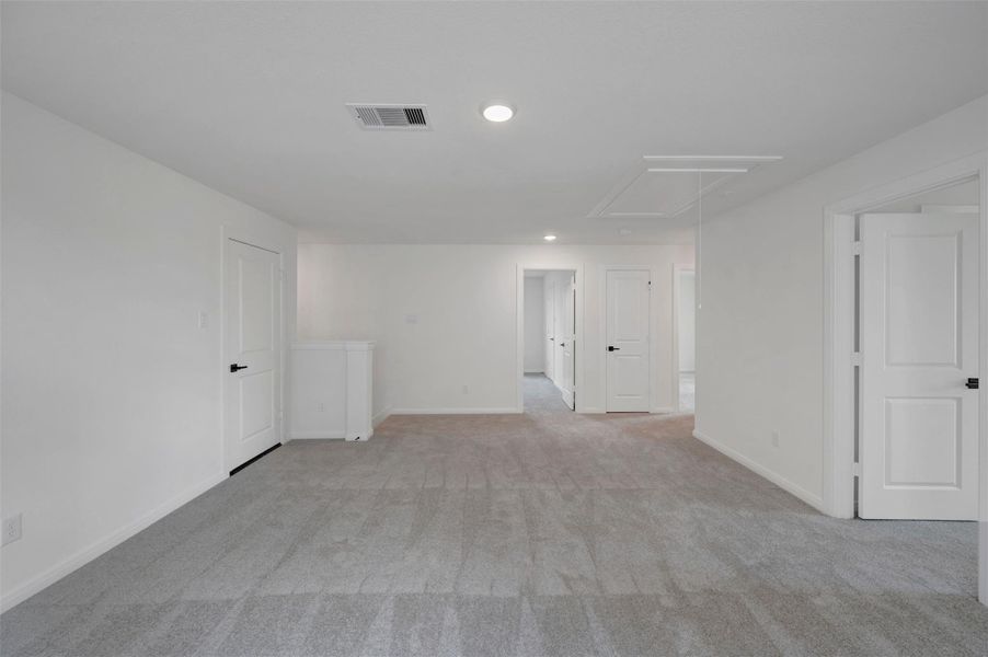 Spacious, unfurnished interior of a new home in Jordan Ranch - Terrace Collection, Fulshear (Image 24). Spacious, unfurnished interior of a new home in Jordan Ranch - Terrace Collection, Fulshear (Image 24).