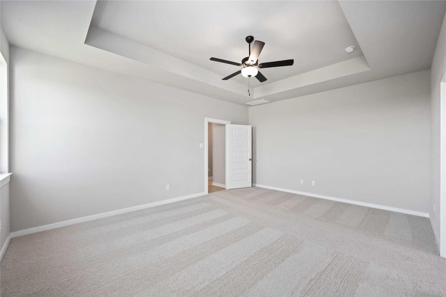 Spacious, unfurnished interior of a new home in Blue Heron Estates, Beasley (Image 12).