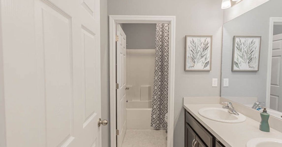 Guest Bathroom Guest Bathroom