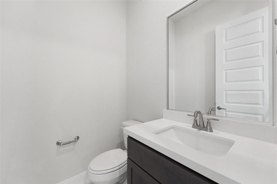 Furnished interior view inside a new home in The Corner At Buffalo Pointe, Houston (Image 20). Furnished interior view inside a new home in The Corner At Buffalo Pointe, Houston (Image 20).