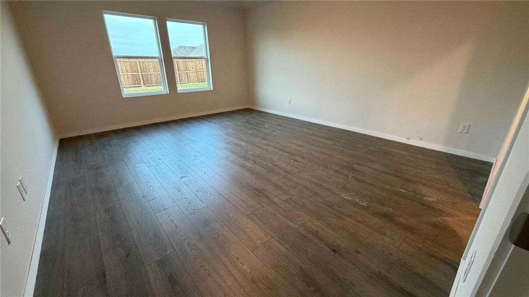 Spacious, unfurnished interior of a new home in Waverly Estates, Josephine (Image 7).