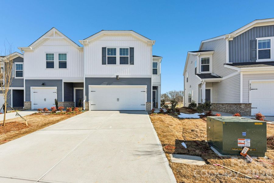Photo is not of the actual home, but is an inspirational photo of builder’s model home and may depict options, furnishings, and/or decorator features that are not included Photo is not of the actual home, but is an inspirational photo of builder’s model home and may depict options, furnishings, and/or decorator features that are not included