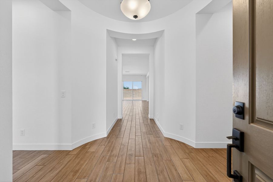 Spacious, unfurnished interior of a new home in Combs Ranch, San Tan Valley (Image 35). Spacious, unfurnished interior of a new home in Combs Ranch, San Tan Valley (Image 35).