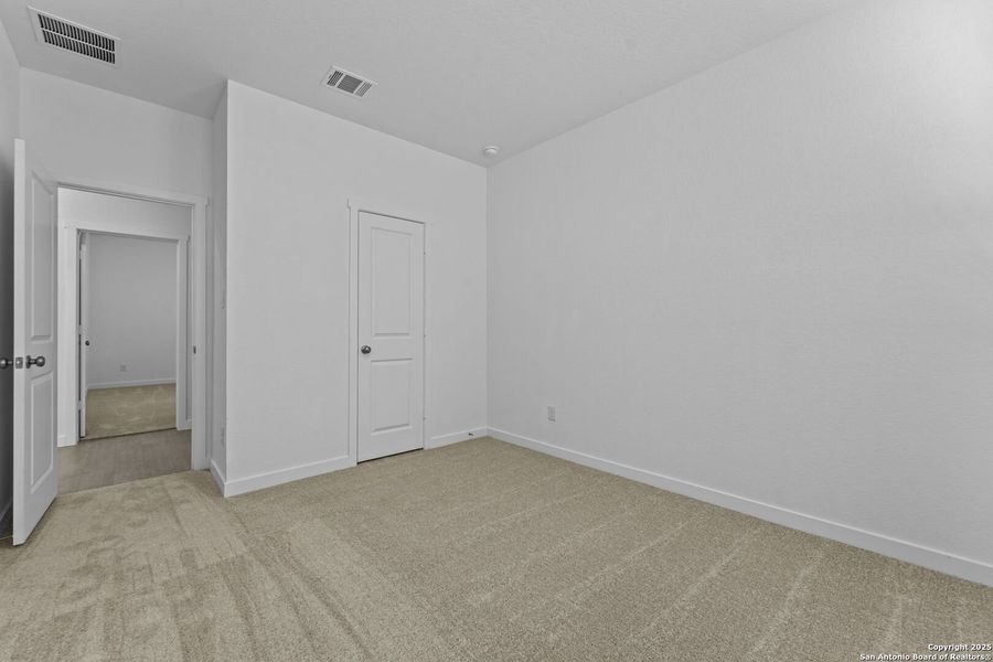 Spacious, unfurnished interior of a new home in , New Braunfels (Image 26). Spacious, unfurnished interior of a new home in , New Braunfels (Image 26).