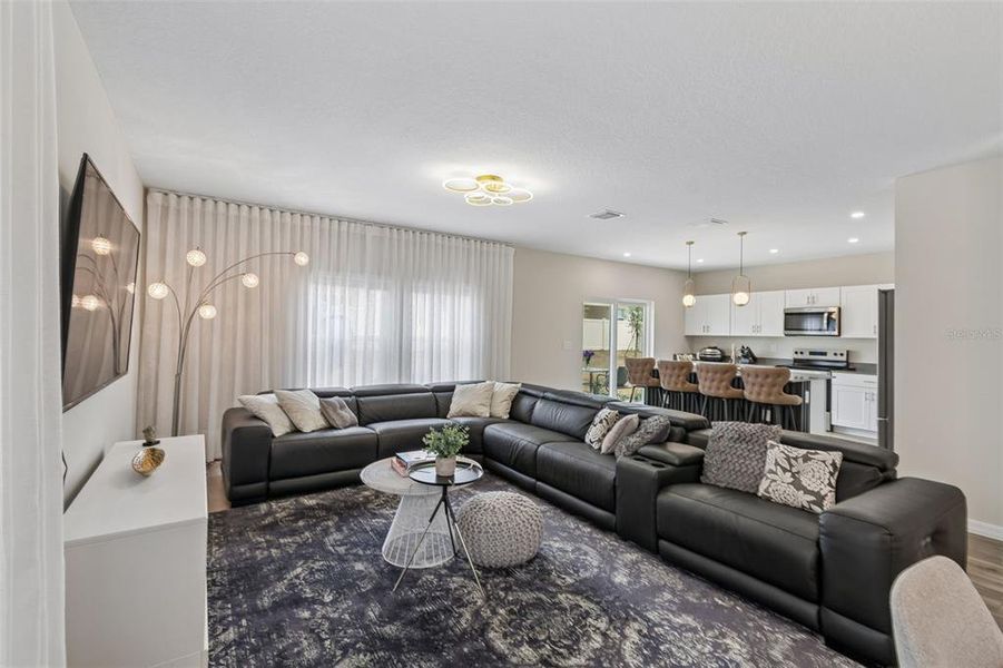 Furnished interior view inside a new home in , Haines City (Image 44).