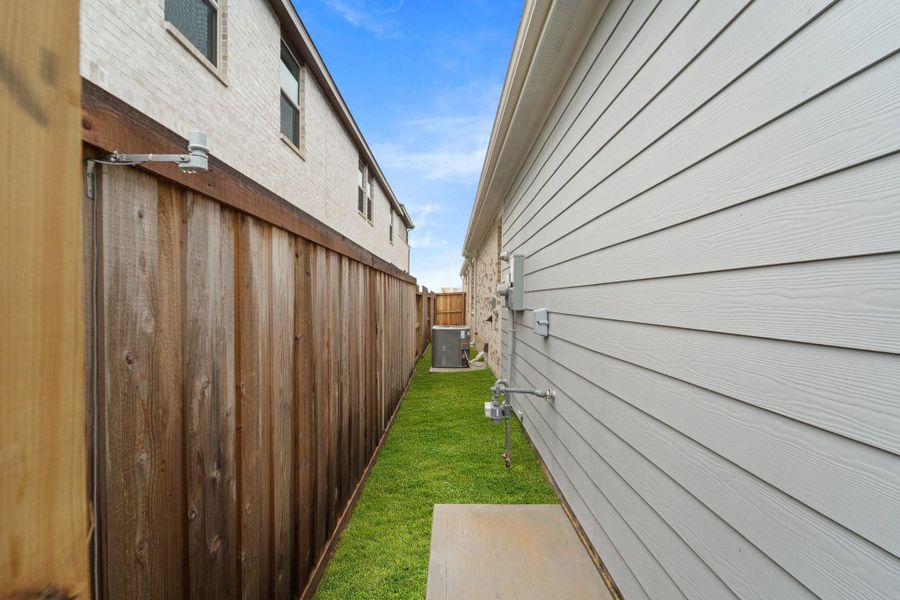 Photos are REPRESENTATIVE of the home /floor plan and are NOT of the actual home. Selections, features, and room options may vary. Photos are REPRESENTATIVE of the home /floor plan and are NOT of the actual home. Selections, features, and room options may vary.