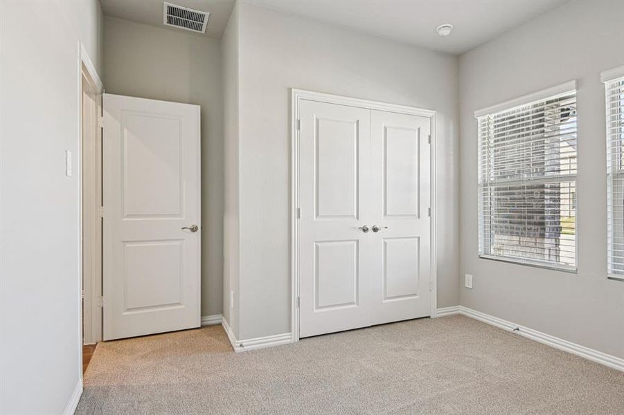 Photo is not of the actual home, but is an inspirational photo of builder’s model home and may depict options, furnishings, and/or decorator features that are not included.