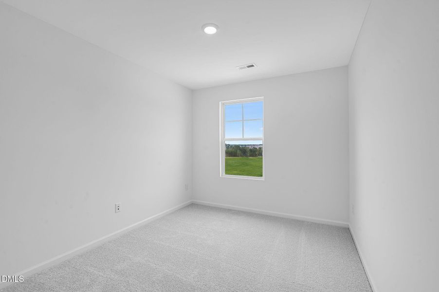 SUN_CaitlinCrossing_Pic_Cameron-8