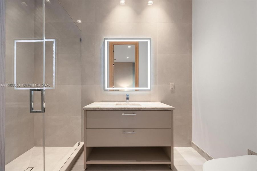 Furnished interior view inside a new home in , Miami (Image 40). Furnished interior view inside a new home in , Miami (Image 40).