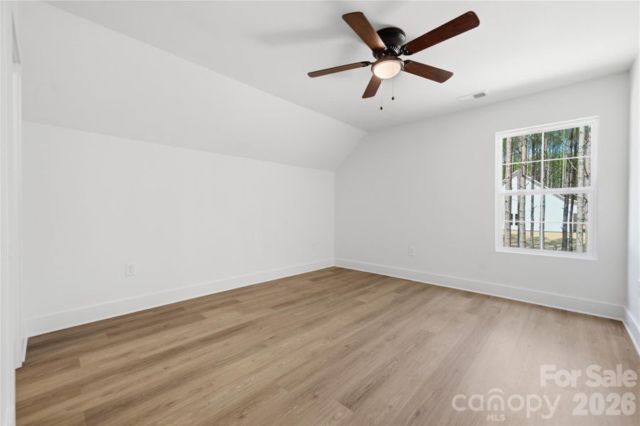 Spacious, unfurnished interior of a new home in , York (Image 26).