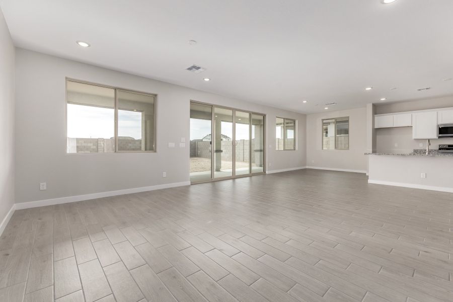 Spacious, unfurnished interior of a new home in Bentridge, Buckeye (Image 6). Spacious, unfurnished interior of a new home in Bentridge, Buckeye (Image 6).