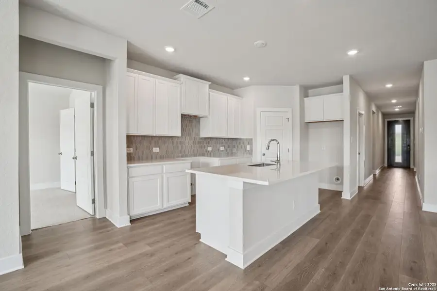 Furnished interior view inside a new home in Comanche Ridge, San Antonio (Image 11). Furnished interior view inside a new home in Comanche Ridge, San Antonio (Image 11).