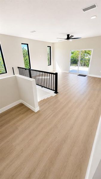Spacious, unfurnished interior of a new home in , Orlando (Image 22).