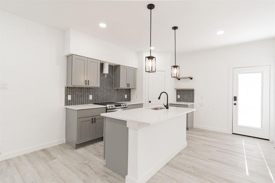 Furnished interior view inside a new home in , Dallas (Image 13).